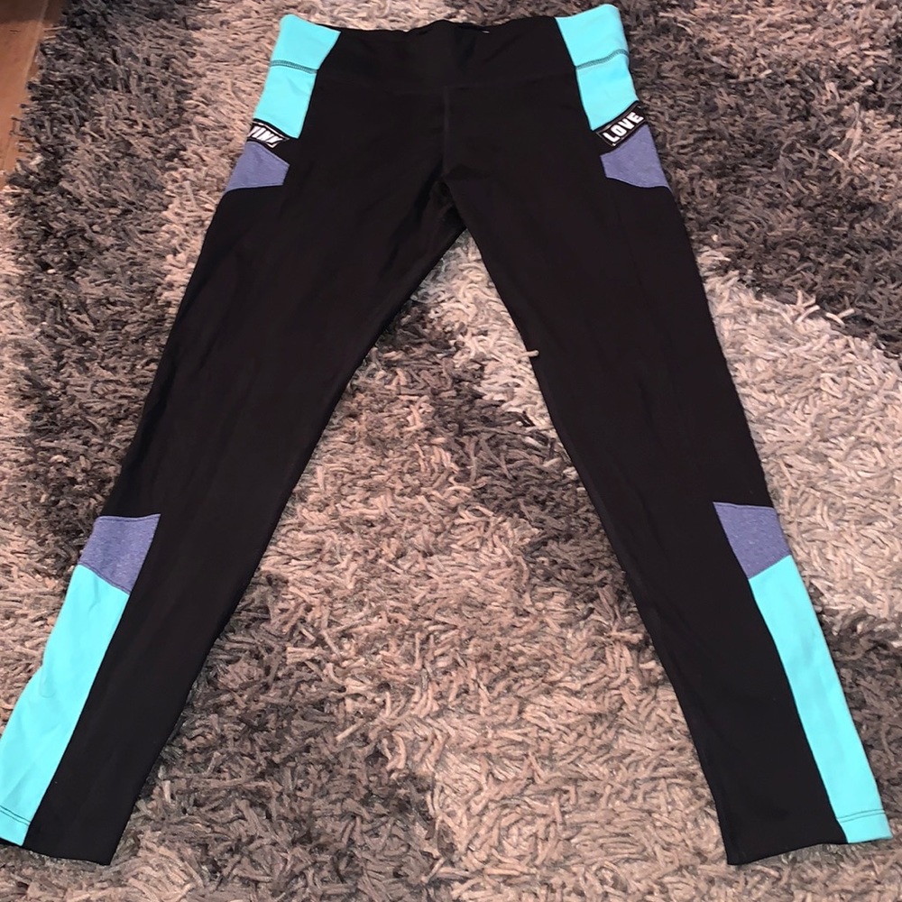 Pink Ultimate leggings size L good cond